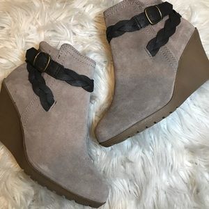 Beige suede booties